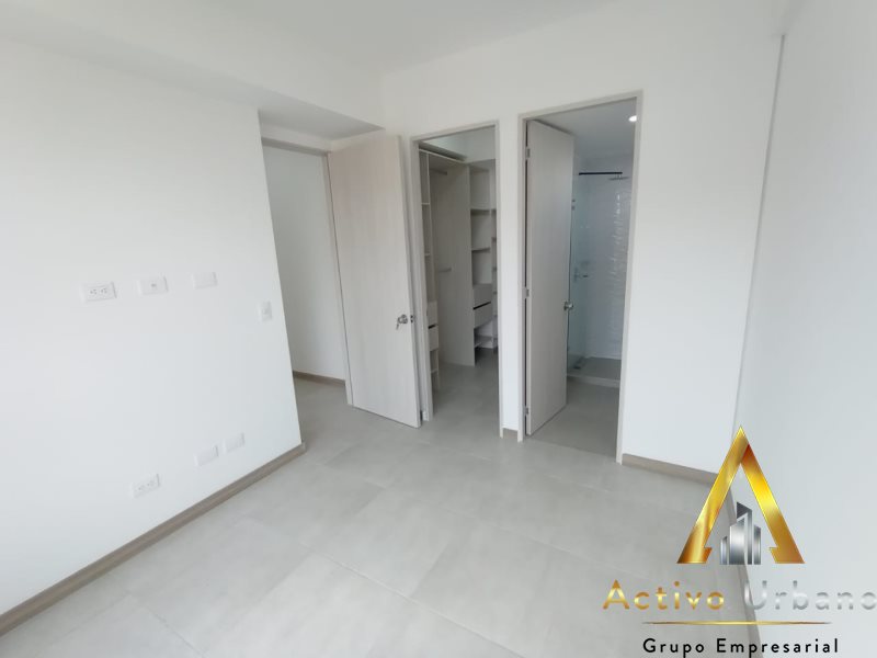 foto_104782_901271444_1996712586_ss