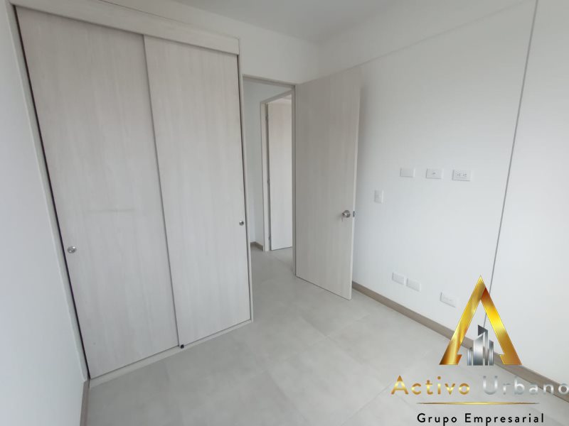 foto_104782_901271444_1999767353_ss