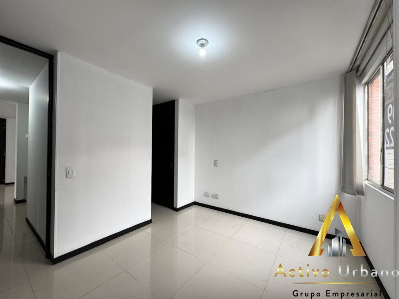 foto_104782_901271444_2015001576_ss