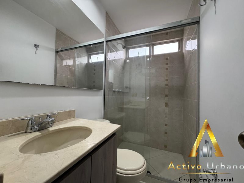 foto_104782_901271444_2046029817_ss