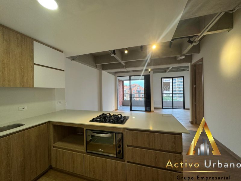 foto_104782_901271444_2115339075_ss