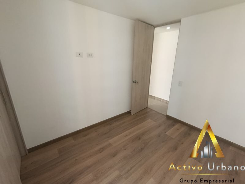 foto_104782_901271444_2131800646_ss