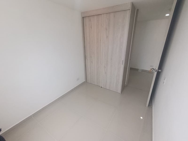 foto_104782_901271444_2181545415_ss