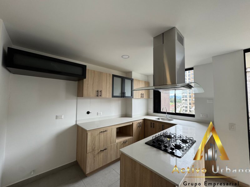 foto_104782_901271444_2187980457_ss