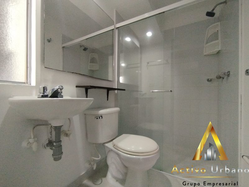 foto_104782_901271444_2189209781_ss