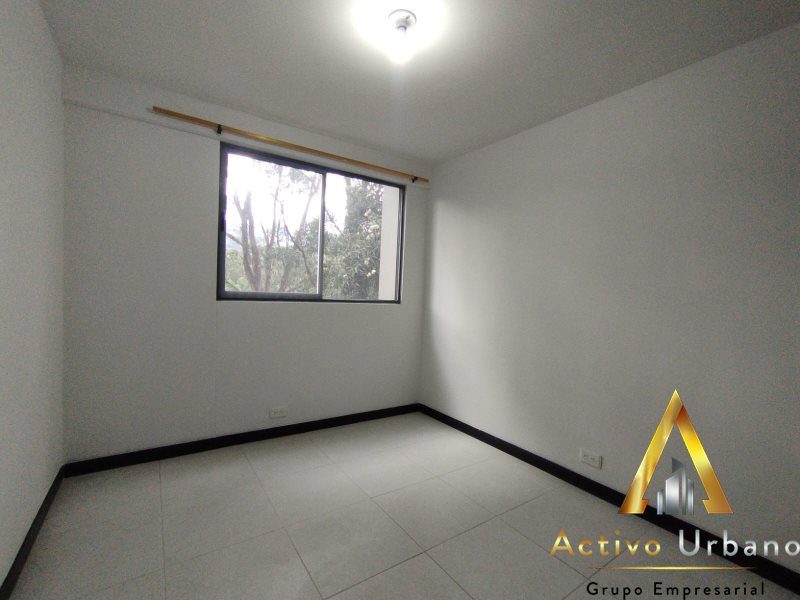 foto_104782_901271444_2210475570_ss