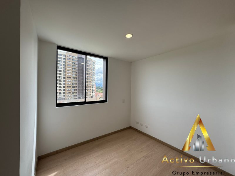 foto_104782_901271444_2211283714_ss