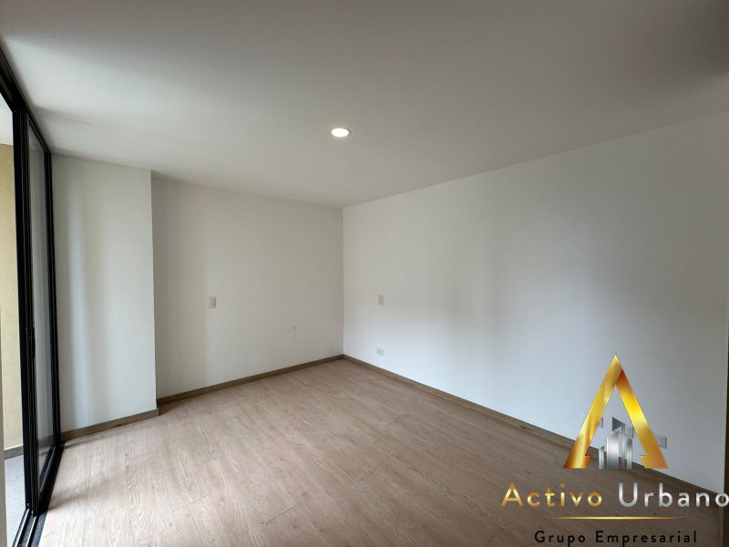 foto_104782_901271444_2218822357_ss