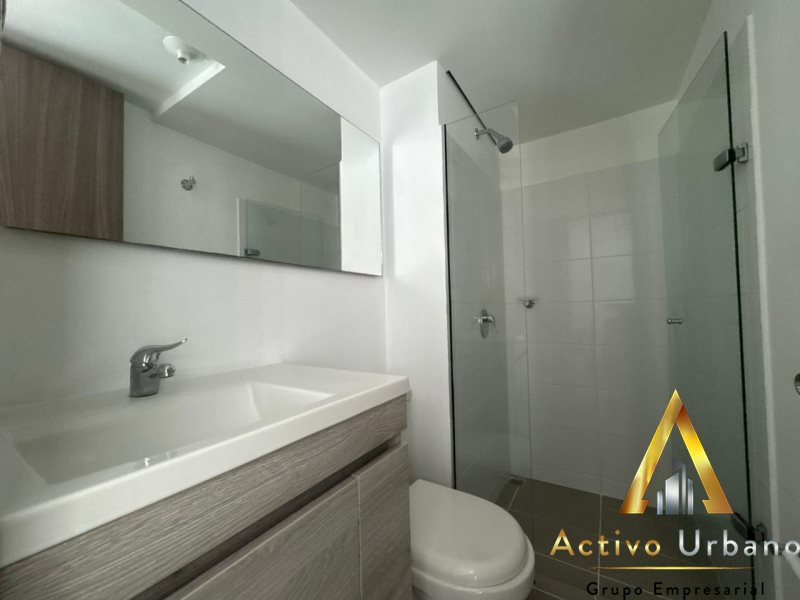 foto_104782_901271444_2530943579_ss