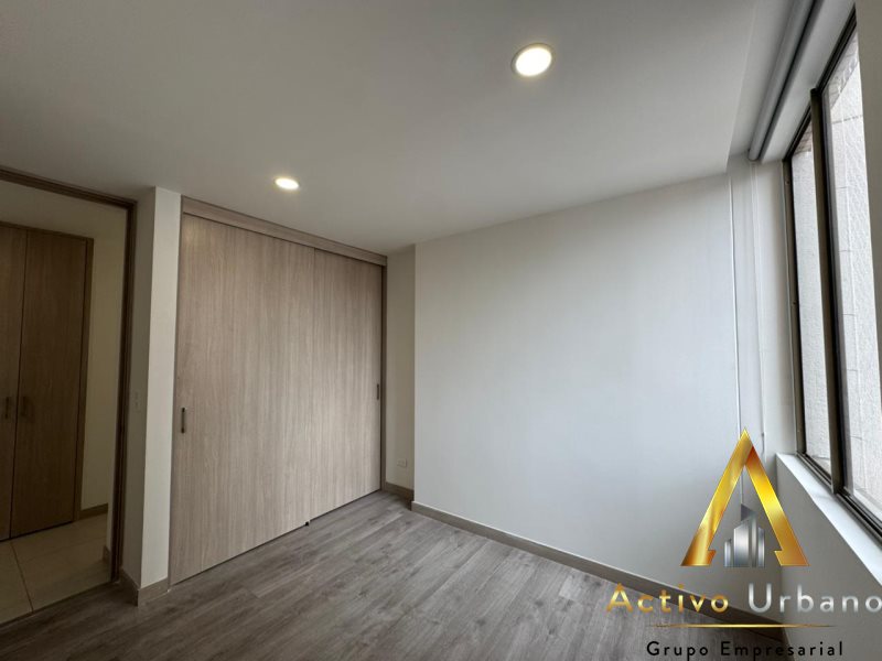 foto_104782_901271444_3083073549_ss