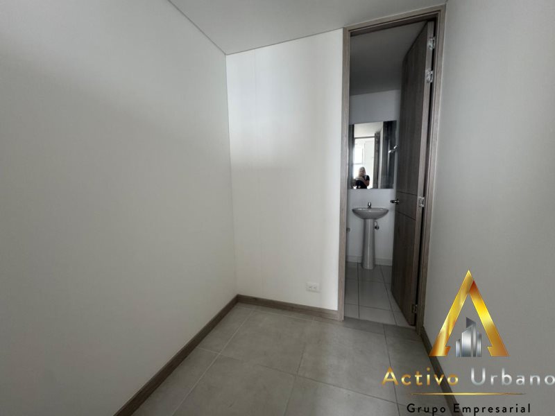 foto_104782_901271444_3121539395_ss