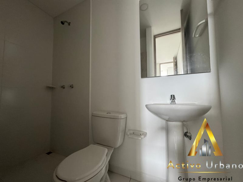 foto_104782_901271444_3148891200_ss