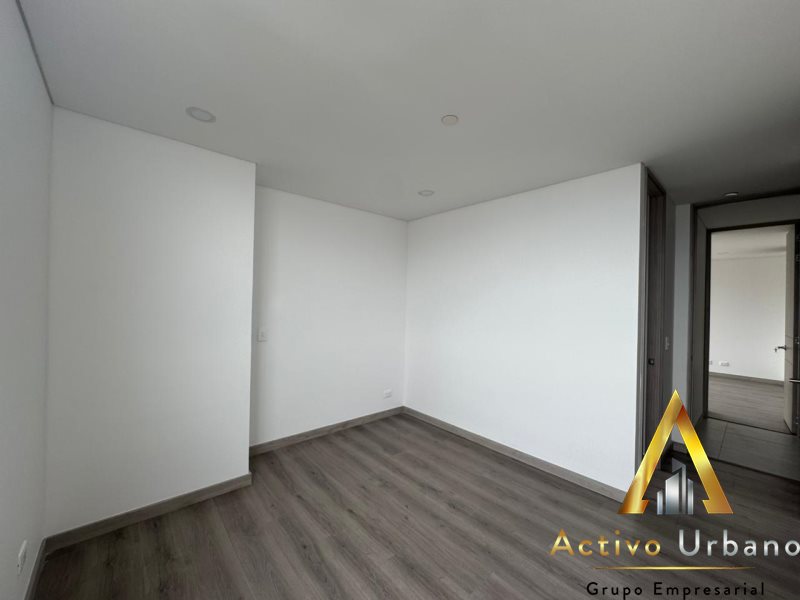 foto_104782_901271444_3190421332_ss