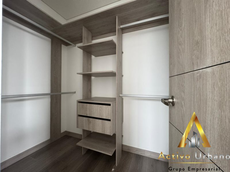 foto_104782_901271444_3194372668_ss