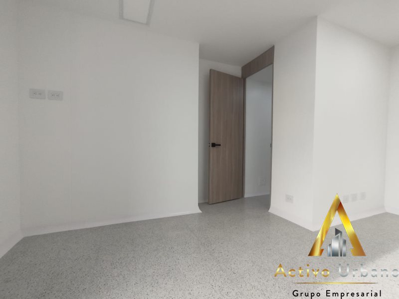 foto_104782_901271444_3242093792_ss