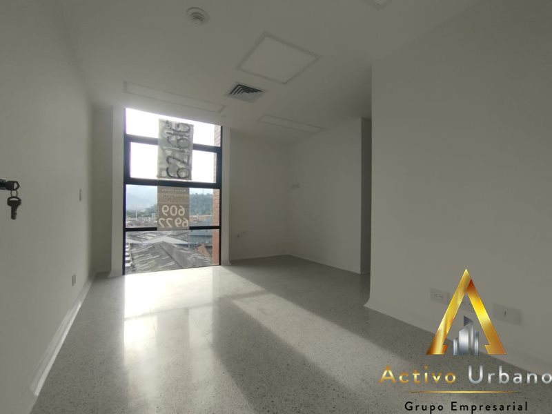 foto_104782_901271444_3273828800_ss