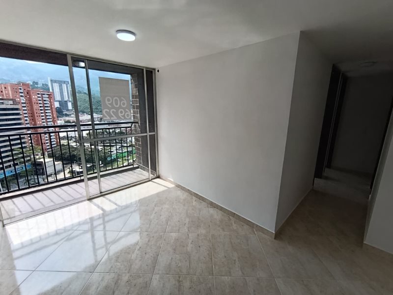 foto_104782_901271444_3362021013_ss