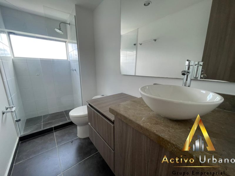 foto_104782_901271444_3594268048_ss