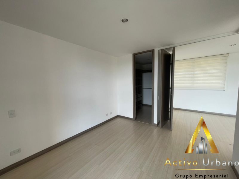 foto_104782_901271444_3608801623_ss