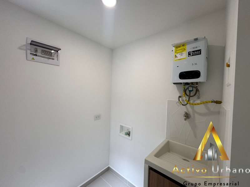 foto_104782_901271444_3648051809_ss