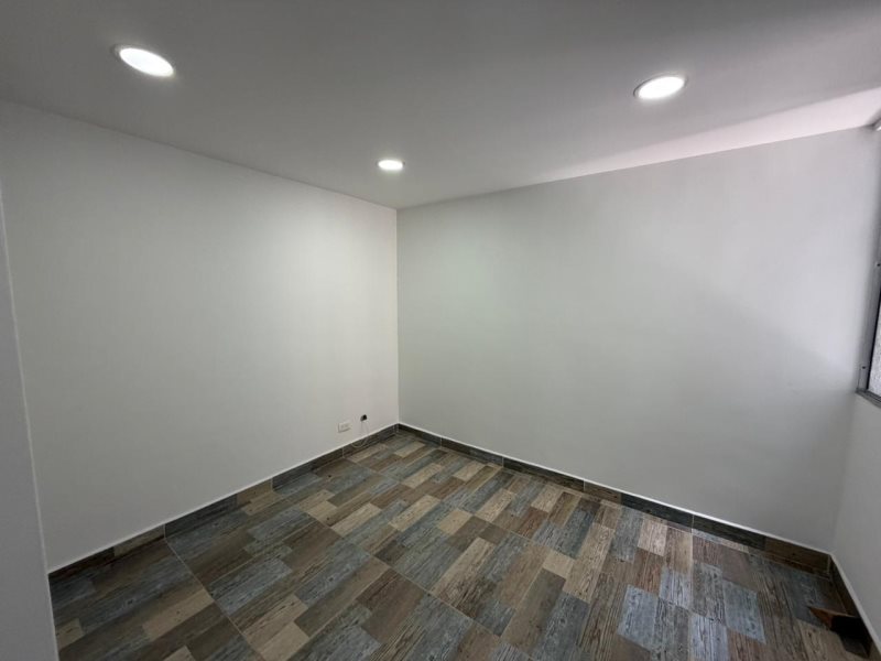 foto_104782_901271444_3840923889_ss