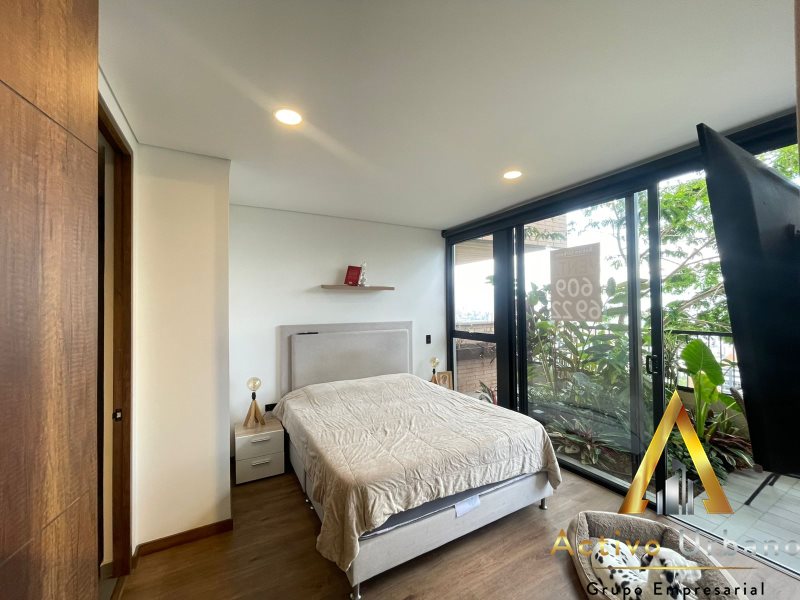 foto_104782_901271444_4060167820_ss