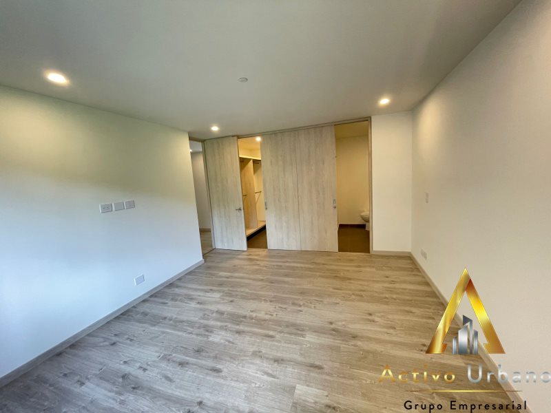 foto_104782_901271444_4095639337_ss