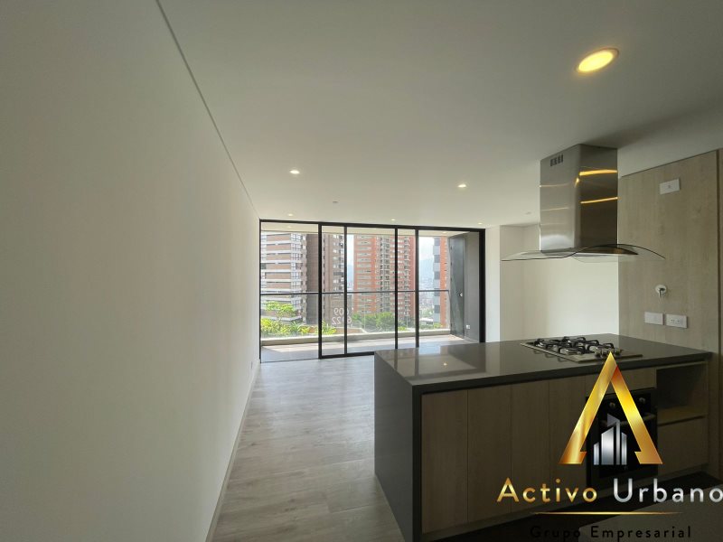 foto_104782_901271444_4107520420_ss