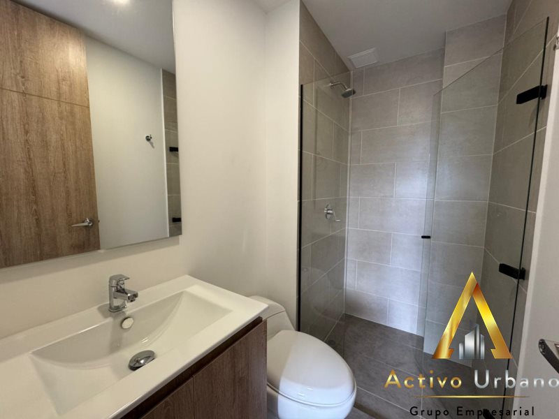 foto_104782_901271444_4324519469_ss