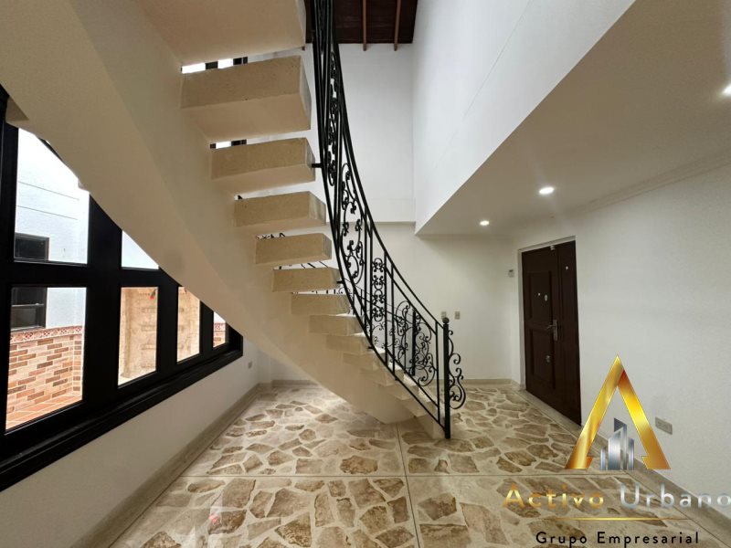 foto_104782_901271444_4364065600_ss