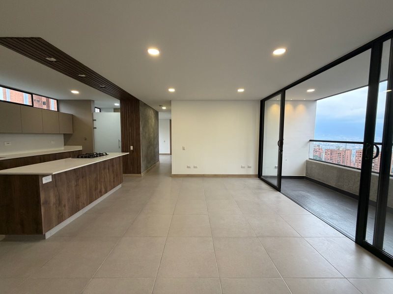 foto_104782_901271444_4453121543_ss