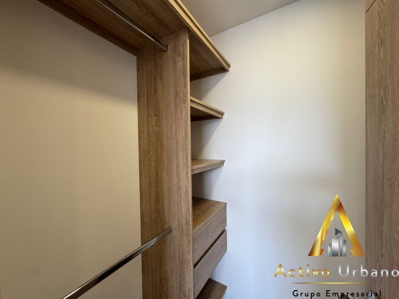 foto_104782_901271444_4490775424_ss