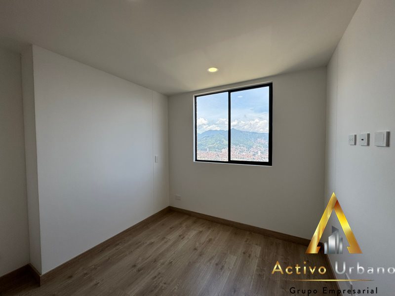 foto_104782_901271444_4497608105_ss