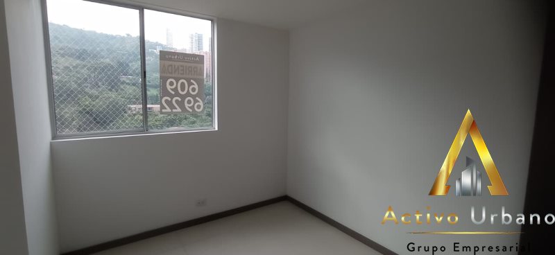 foto_104782_901271444_4581370811_ss