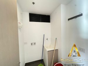 foto_104782_901271444_4643303333_ss