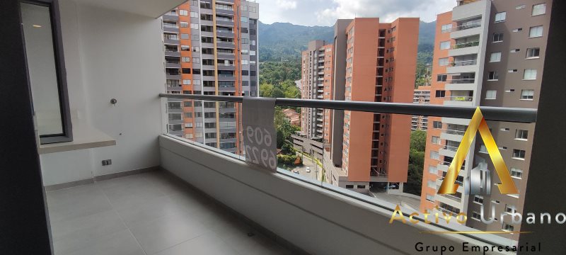 foto_104782_901271444_4758500369_ss