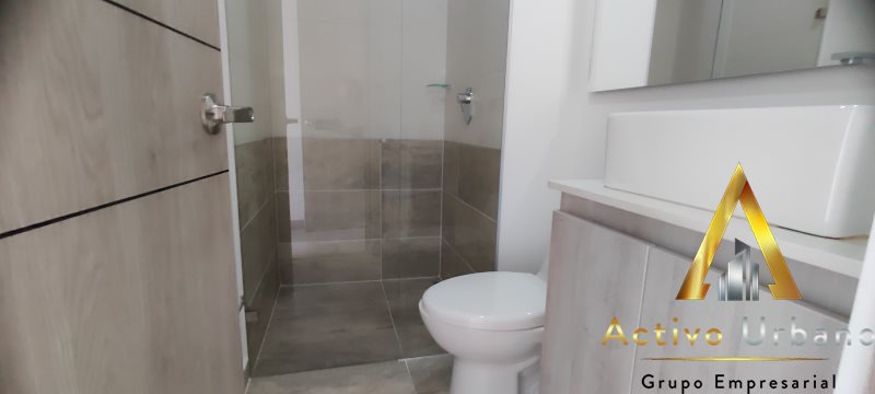 foto_104782_901271444_4759427739_ss