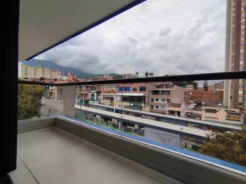 foto_104782_901271444_4883142458_ss