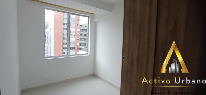 foto_104782_901271444_4890204799_ss