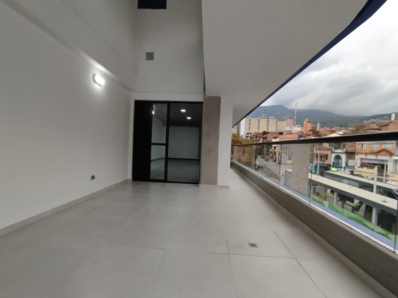 foto_104782_901271444_4891370167_ss