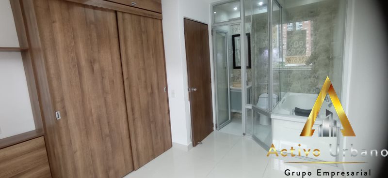 foto_104782_901271444_4907236053_ss