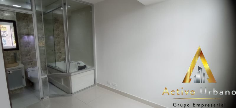 foto_104782_901271444_4907264820_ss