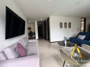 foto_104782_901271444_4974180101_ss