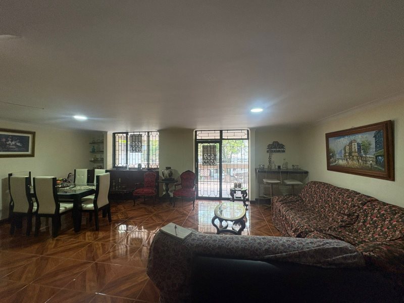 foto_104782_901271444_4978237430_ss