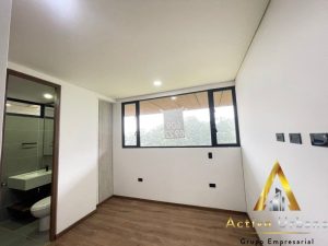 foto_104782_901271444_5023373454_ss