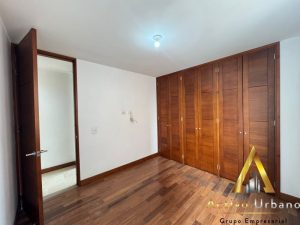 foto_104782_901271444_5030814623_ss