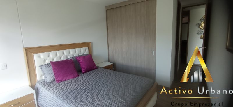 foto_104782_901271444_5111522813_ss