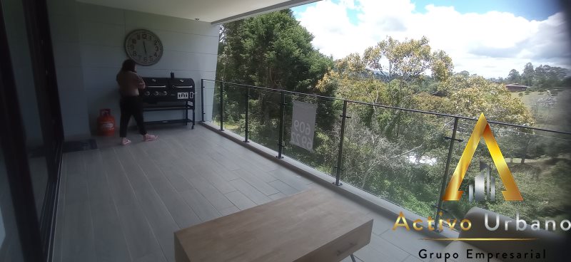 foto_104782_901271444_5133034040_ss