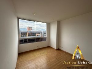 foto_104782_901271444_5220930325_ss