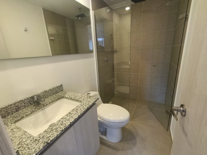 foto_104782_901271444_5225832143_ss